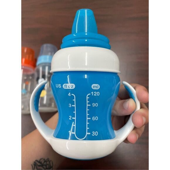 3 Baby Bottles  - Picture 4 of 4